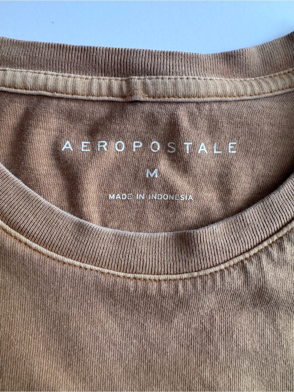 Aeropostale Mens Mustard Long Sleeve Pocket Tee Shirt Garment Dye Cotton Size M